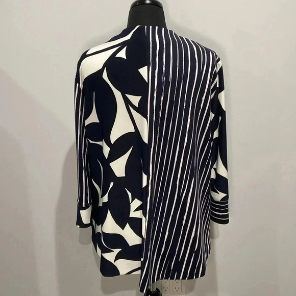 Joseph Ribkoff | Midnight Blue| White  Jacket - Picture 9 of 11